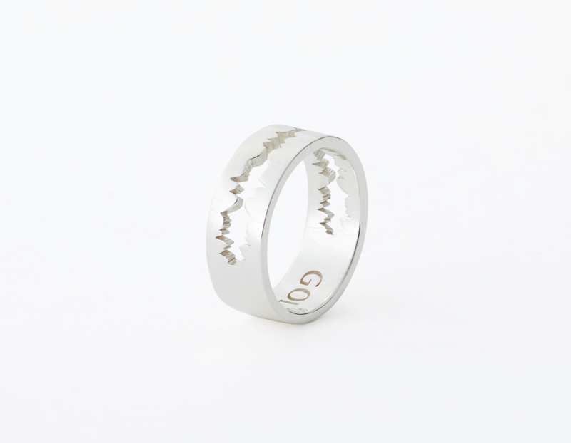 The Cut Wave Ring placed vertical in Sterling Silver