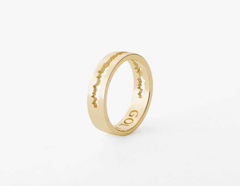 The Cut Wave Ring placed vertical in 14-Karat Gold